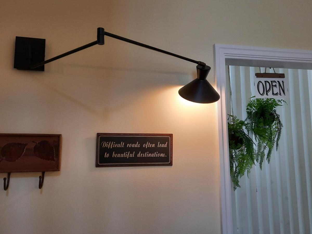 Smiling Places - Guest House In Лабруж Екстериор снимка