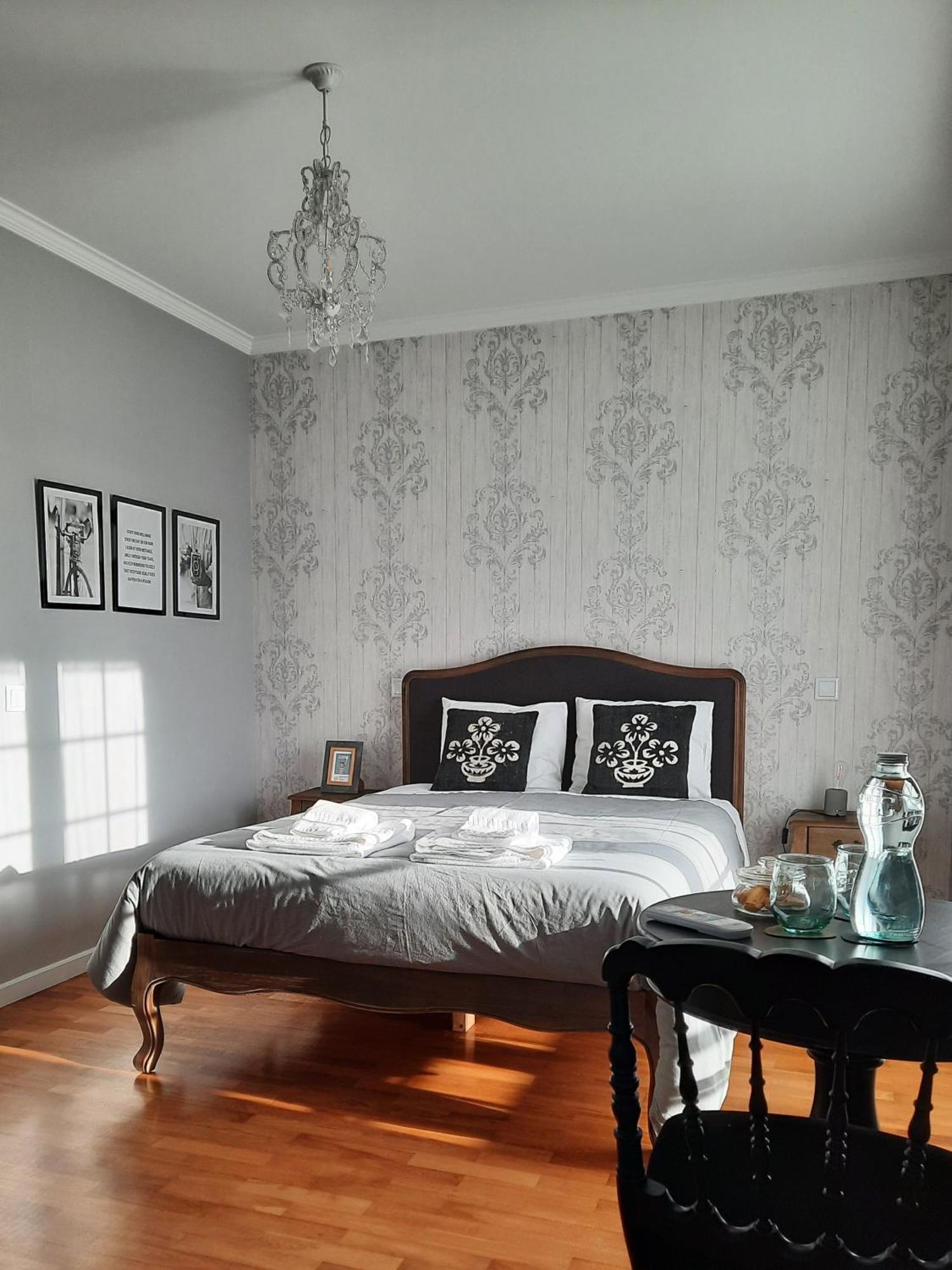 Smiling Places - Guest House In Лабруж Екстериор снимка